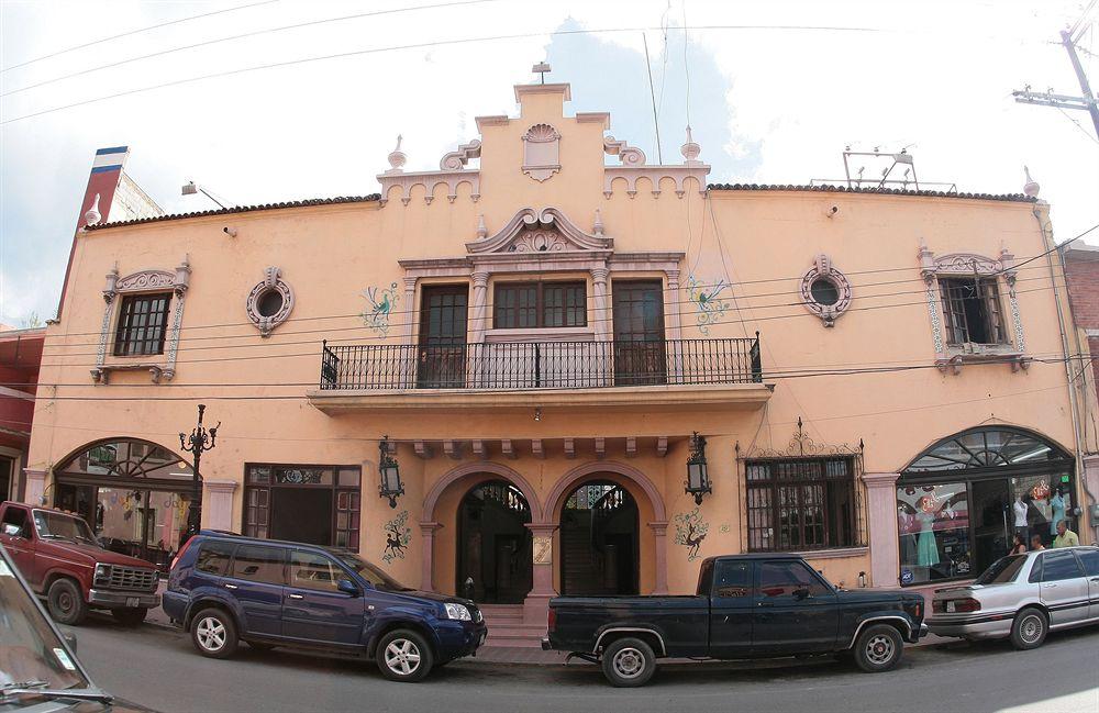 Hotel Urdinola Saltillo Exterior photo